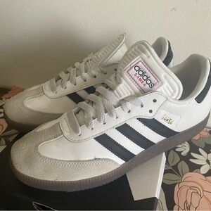 adidas Samba White Sneakers with Black Stripes & Gum Sole Womens 7.5 or Mens 6.5